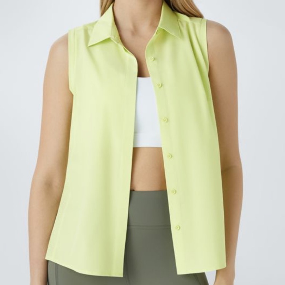 NWT HALARA Collared Sleeveless Button Curved Hem Hiking Shirt Size: Large